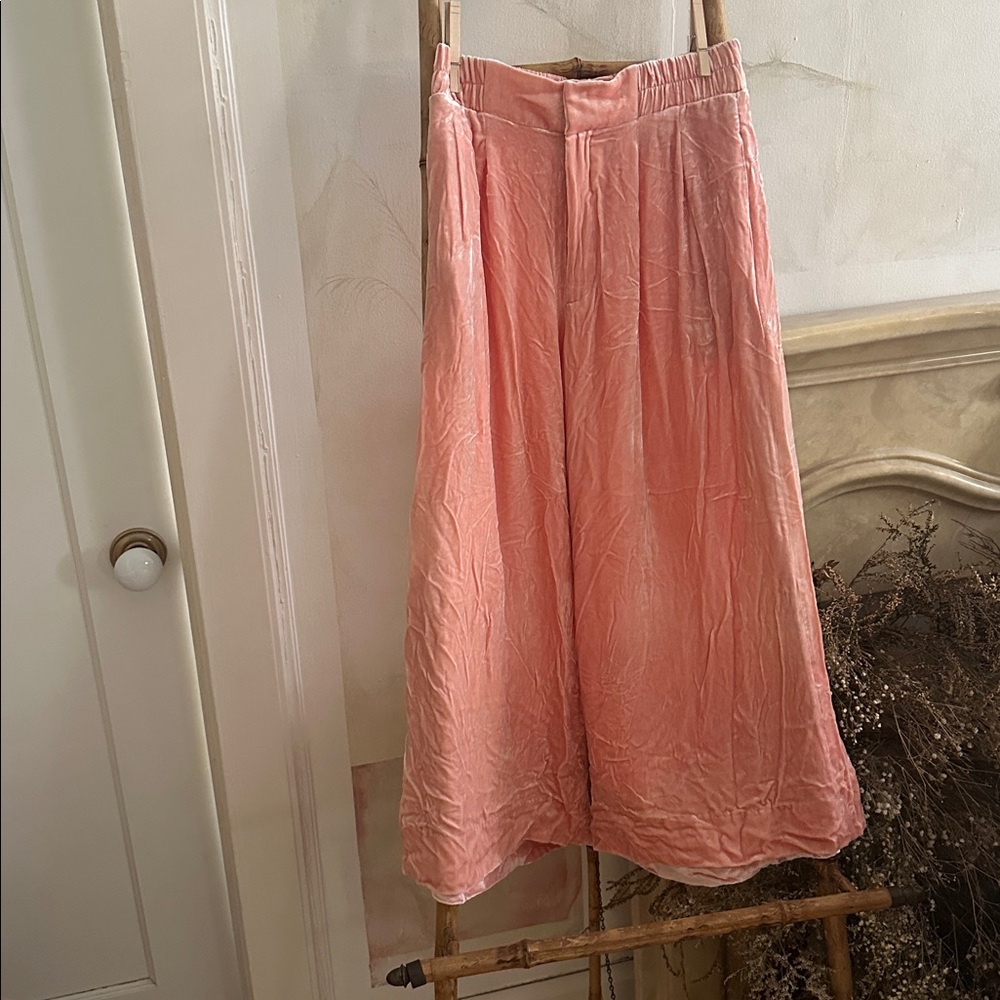BRAND NEW Apiece Apart Pink velvet wide leg crop pants